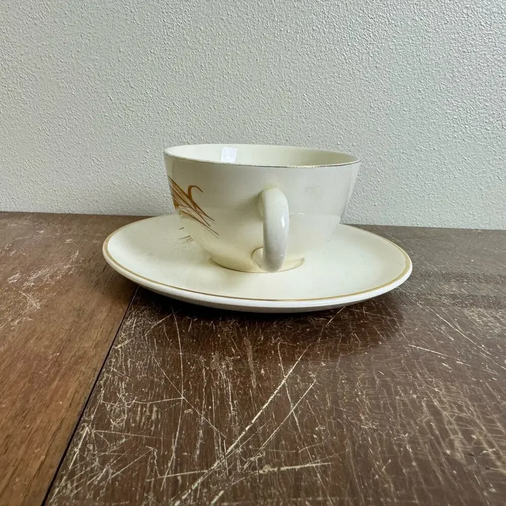 Homer Laughlin‎ Golden Wheat VINTAGE 24K Gold Accent Tea cup & saucer